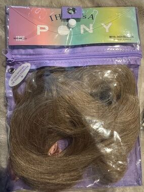 Pony Hairpiece Extension in Ash Blonde - IH/ESSA